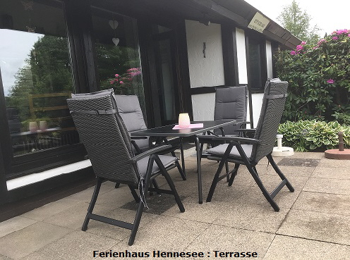 Terrasse vom Ferienhaus HENNESEE FEWO  Sauerland Ferienpark Feriendorf